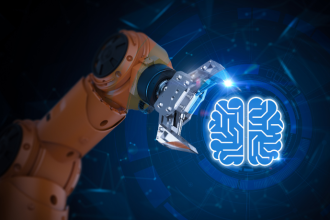Fernando Trabach analiza cómo la inteligencia artificial transforma el empleo y qué habilidades serán clave en el futuro laboral.