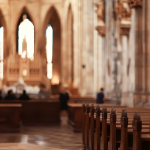 La Iglesia en la defensa de la vida y de la dignidad humana con José Eduardo de Oliveira e Silva.